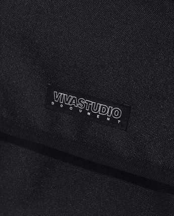 [VIVASTUDIO] MESSENGER BAG KS [BLACK] 韓国ファッション 韓国人気 学生ファッション日常服 贈り物 ストリートファッション カップルアイテム - コクモト KOCUMOTO