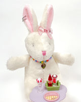 [VVV] 23S/S 韓国人気 VIVI Rabbit Keyring [2色] - コクモト KOCUMOTO