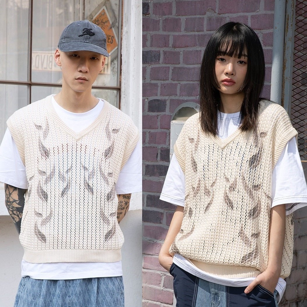 [XTONZ] Leaf Punching Knit Vest (CREAM) 大学生ファッション/韓国ファッション/人気ブランド/ 男女共用/カップル - コクモト KOCUMOTO